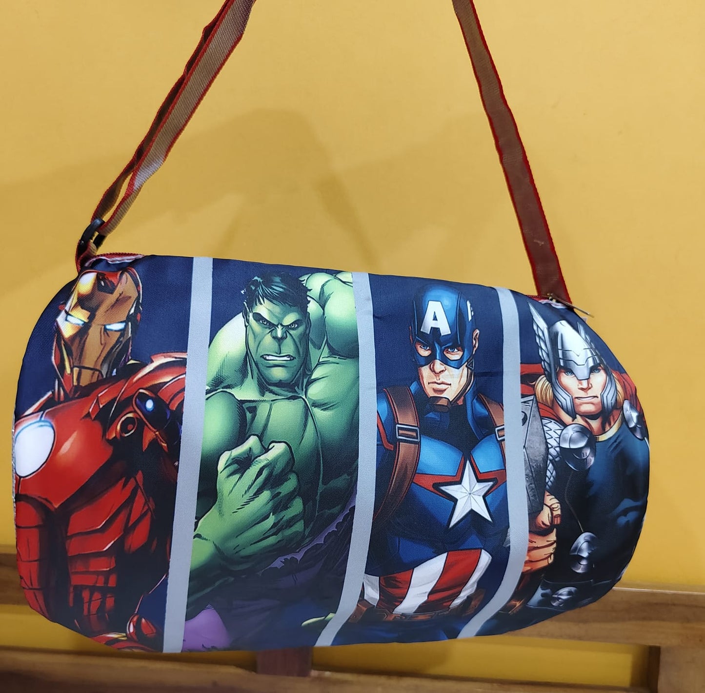 Duffle bag (Polyester material)